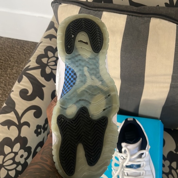 Jordan1 - Picture 3 of 4